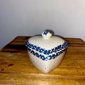 Vintage Ceramic Hand Painted Blue Speckled Glazed Heart Shaped Trinket Box